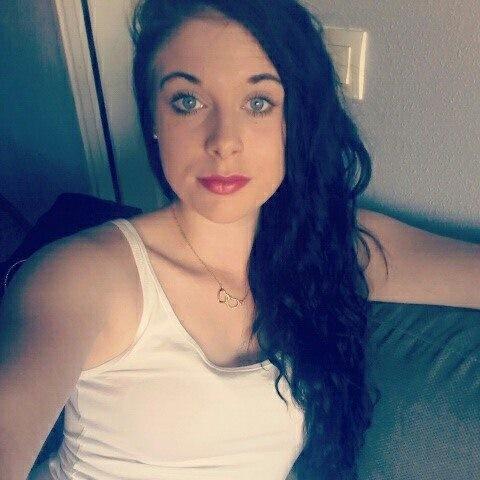 Debbieke uit Antwerpen,Belgie